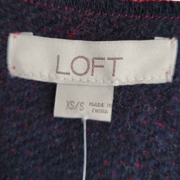 Ann Taylor Loft Plaid Reversible Red Navy Blanket Scarf NWT - Picture 7 of 9